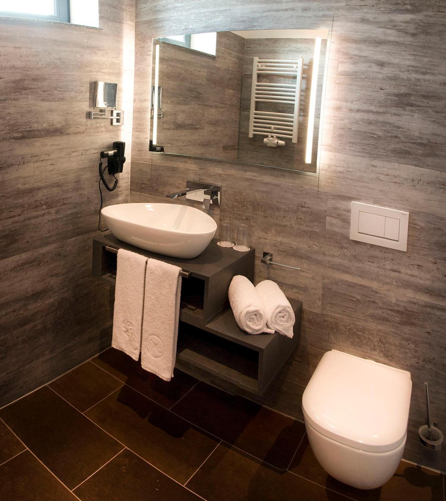 Hotel Lifestyle Mindelheim Ngoại thất bức ảnh