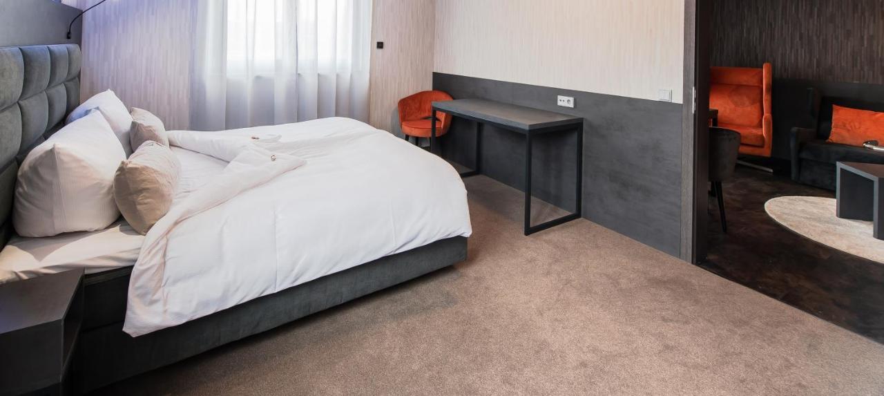 Hotel Lifestyle Mindelheim Ngoại thất bức ảnh